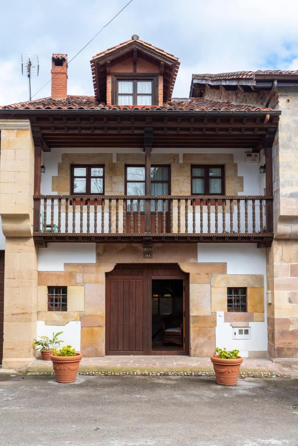 Вілла Casa Rural La Carlota Renedo De Cabuerniga Екстер'єр фото